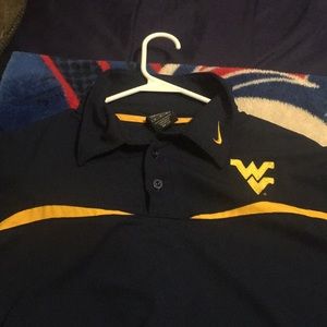 Size men’s medium Nike West Virginia polo
